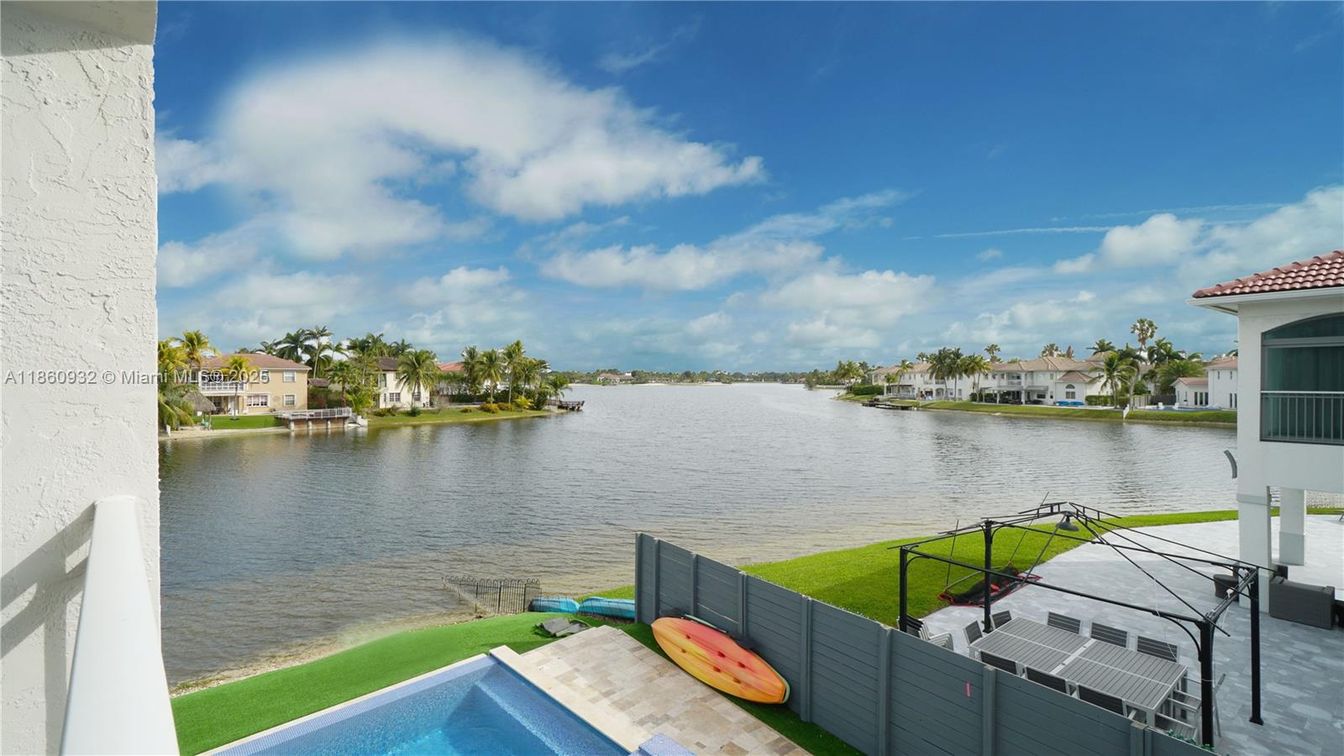 Water, Exterior, Pool, Other