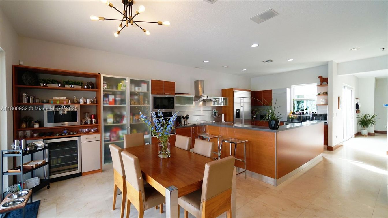 Dining room, Interior, Kitchen, Pendant Lights, Recessed Lighting