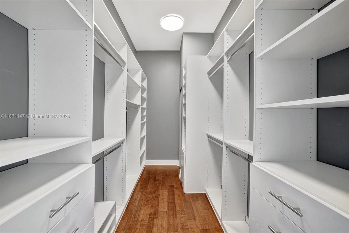 Interior, Recessed Lighting, Walk-in Closets, Wood Texture Flooring