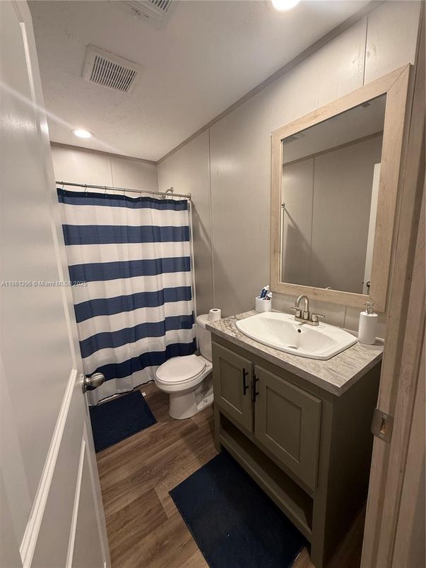 Bathroom, Interior, Recessed Lighting, Wood Texture Flooring