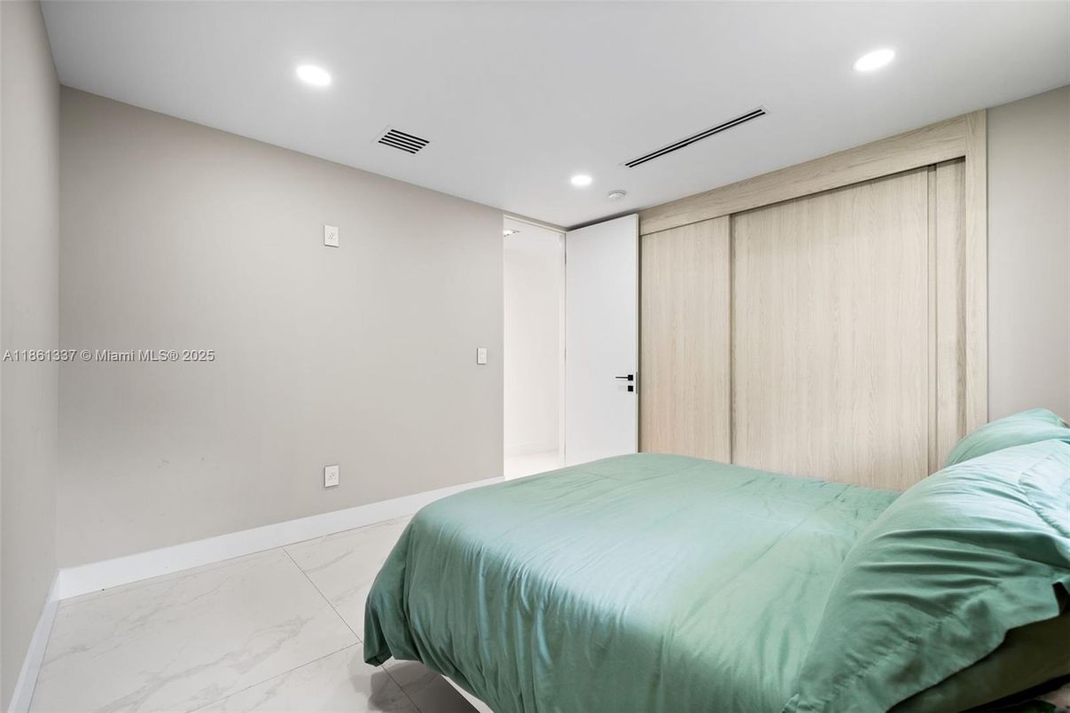 Bedroom, Interior, Marble, Recessed Lighting