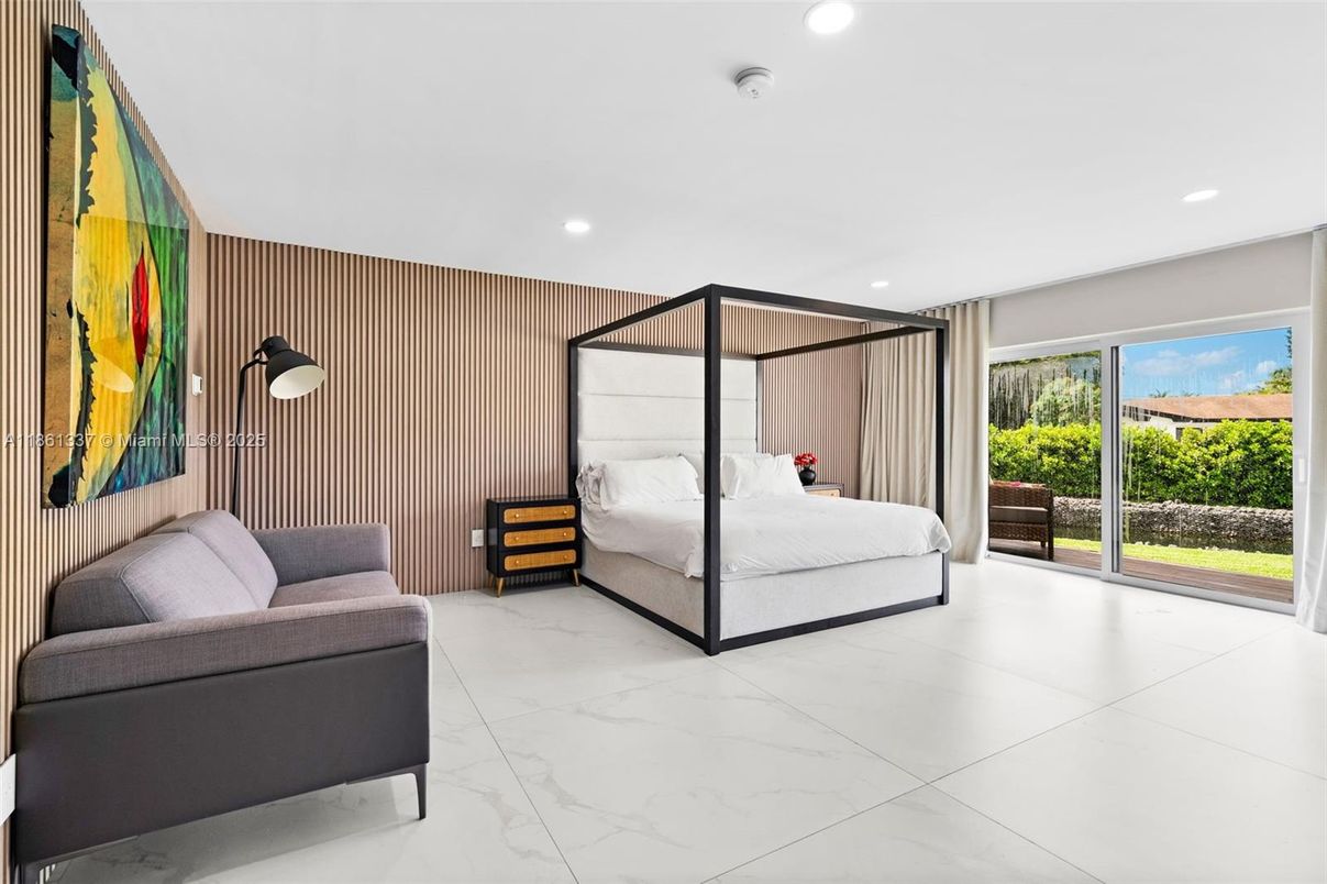 Bedroom, Interior, Marble, Recessed Lighting