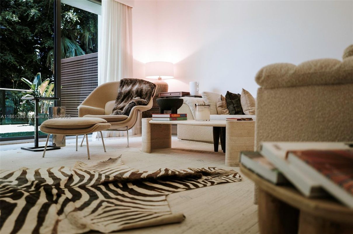 Interior, Living room