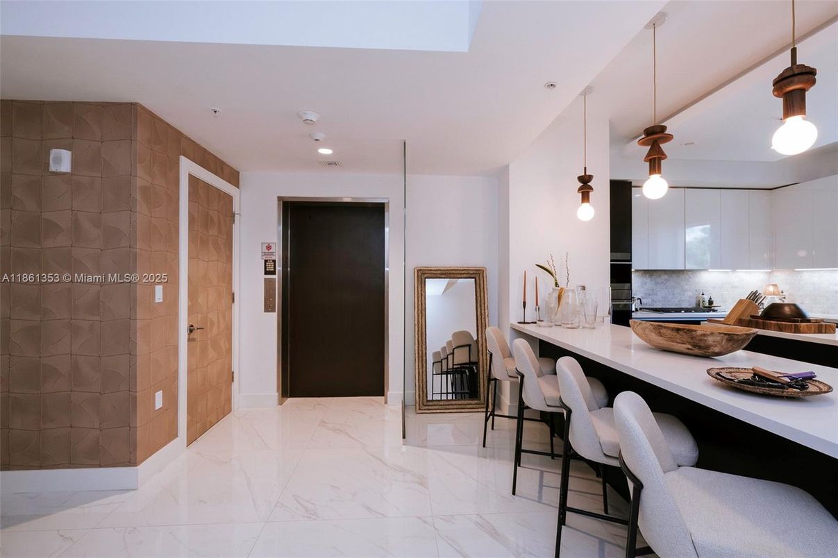Interior, Kitchen, Marble, Pendant Lights, Recessed Lighting