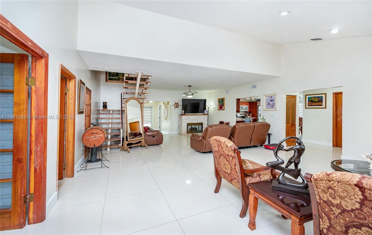 Fireplace, Interior, Living room, Recessed Lighting, Water