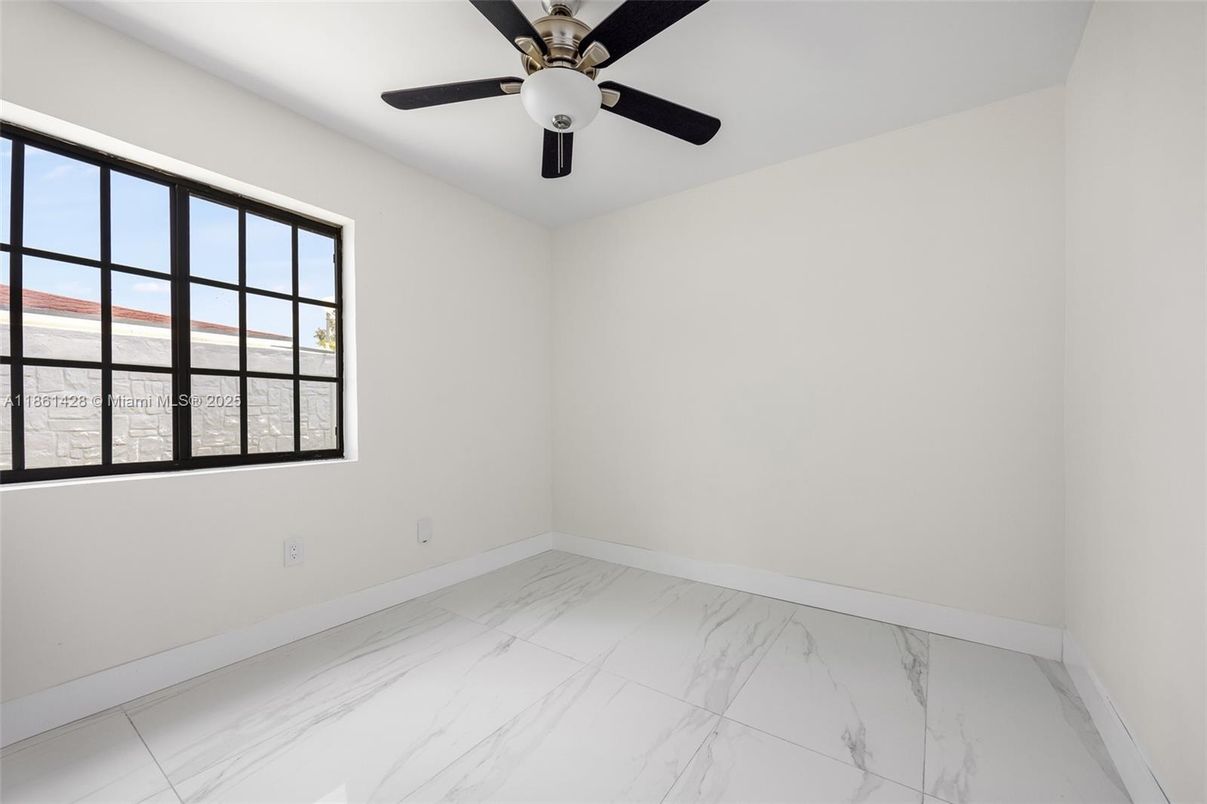 Empty room, Interior, Marble