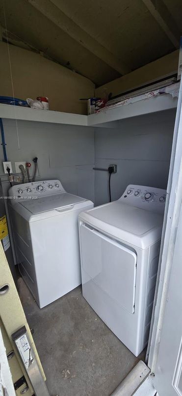 Interior, Washer