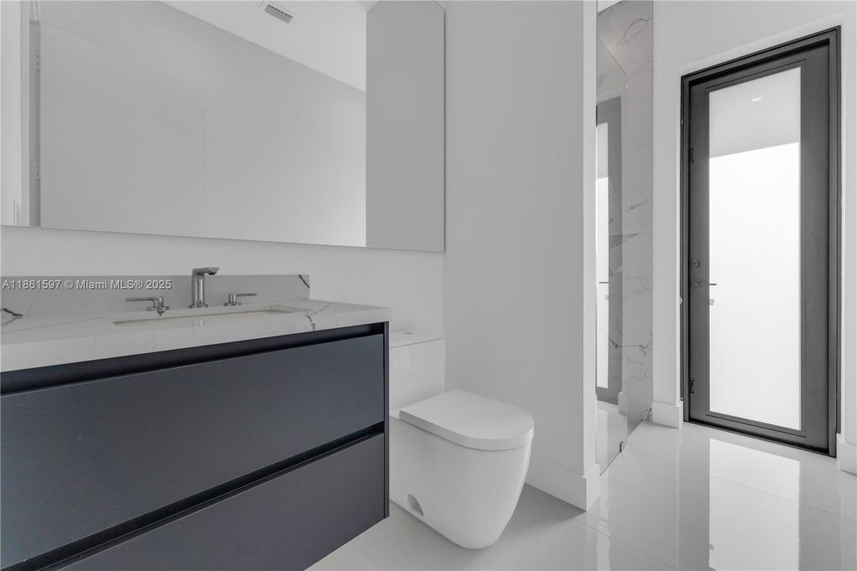 Bathroom, Interior, Marble Walls