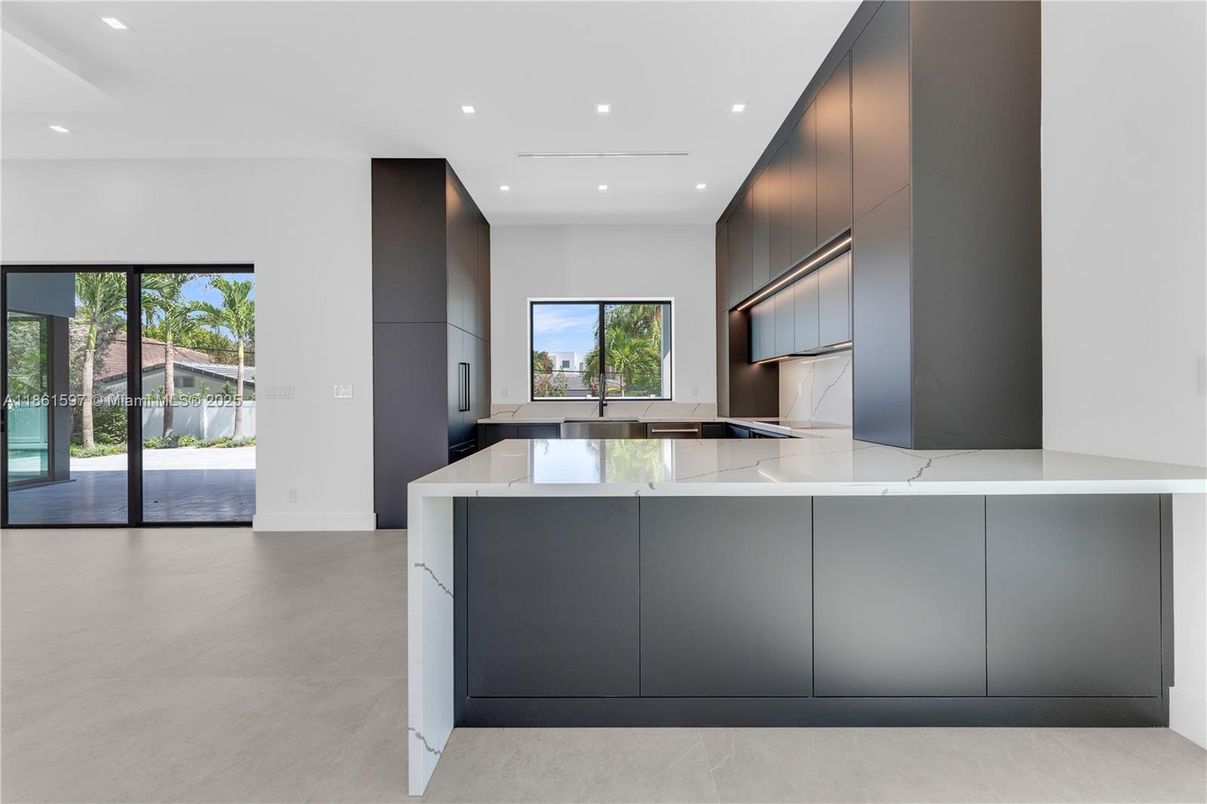 Interior, Kitchen, Recessed Lighting