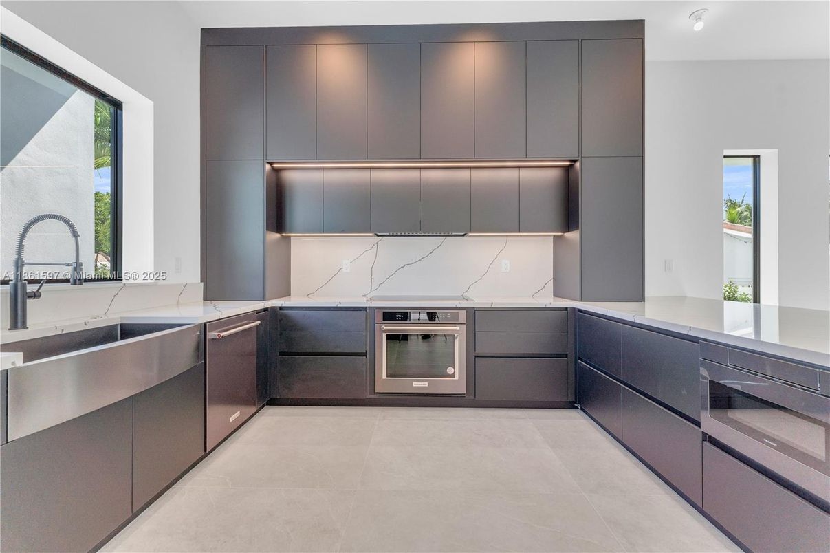 Interior, Kitchen, Marble Walls, Stainless Steel Appliances