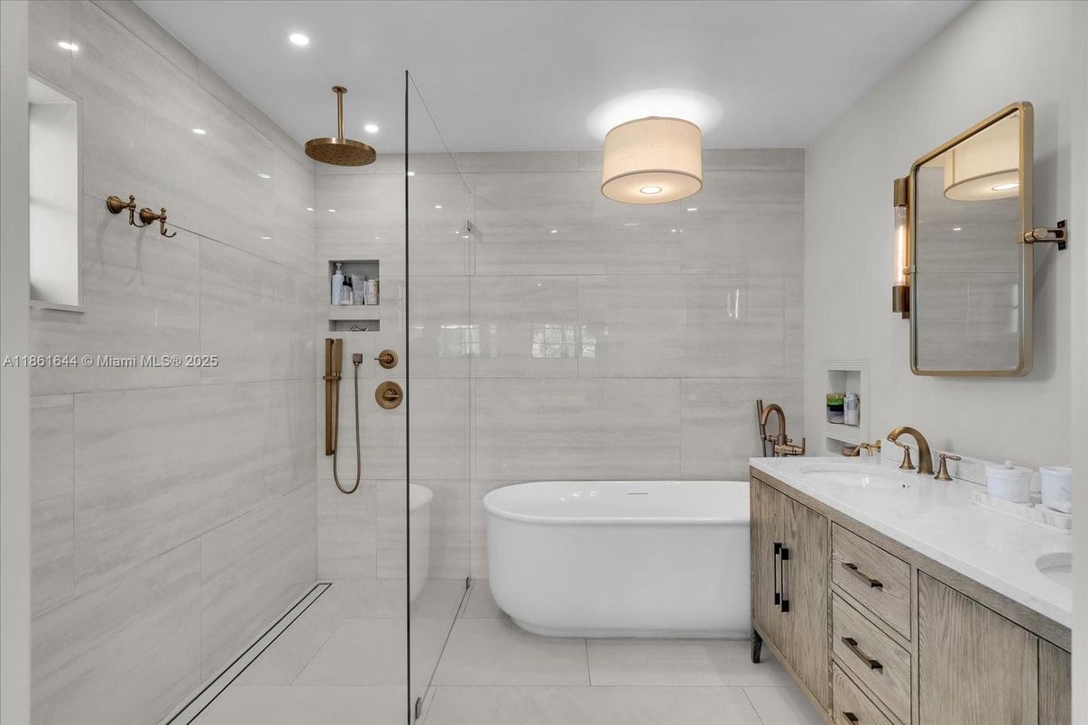 Bathroom, Dual Sink Vanities, Free Standing Baths, Glass Shower, Interior, Recessed Lighting