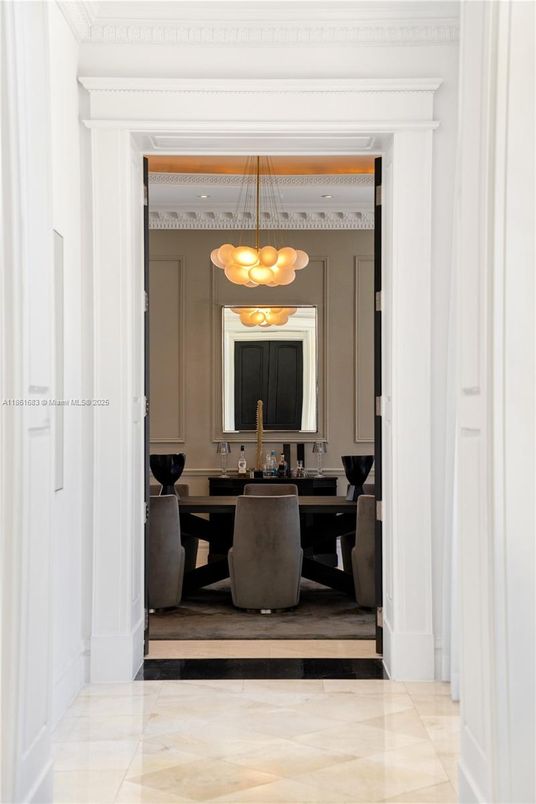 Bathroom, Dining room, Interior, Pendant Lights