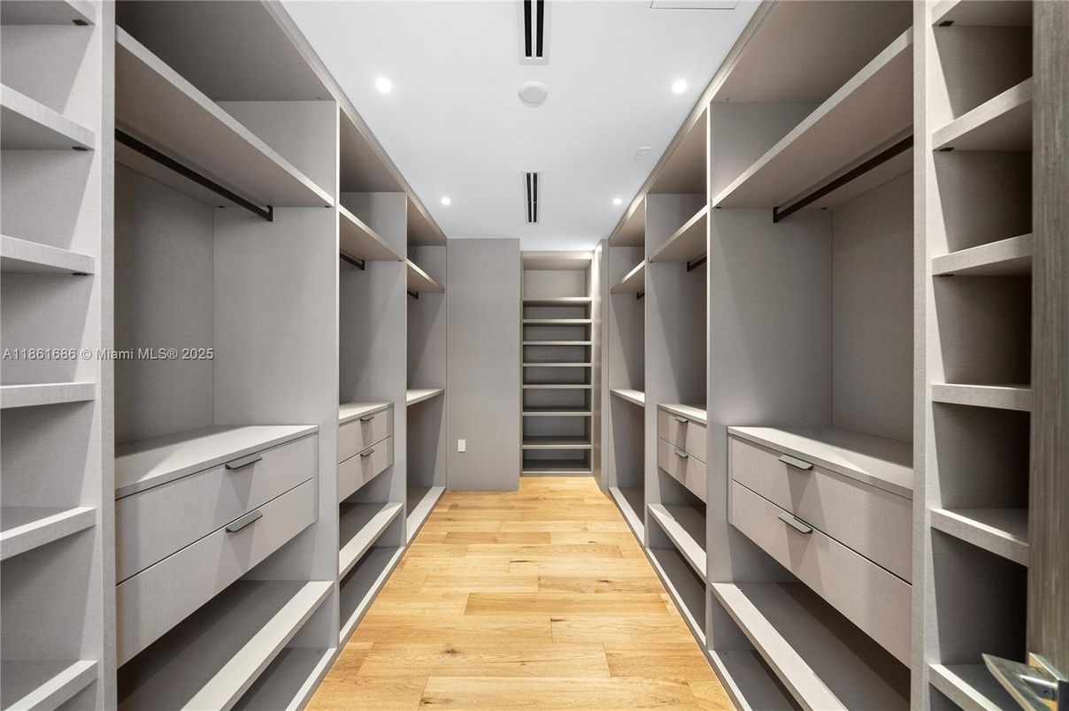 Interior, Recessed Lighting, Walk-in Closets, Wood Texture Flooring