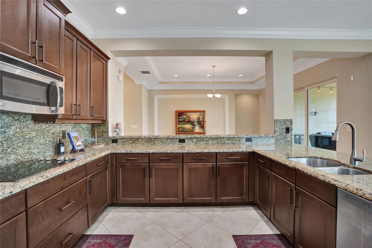 Interior, Kitchen, Pendant Lights, Recessed Lighting