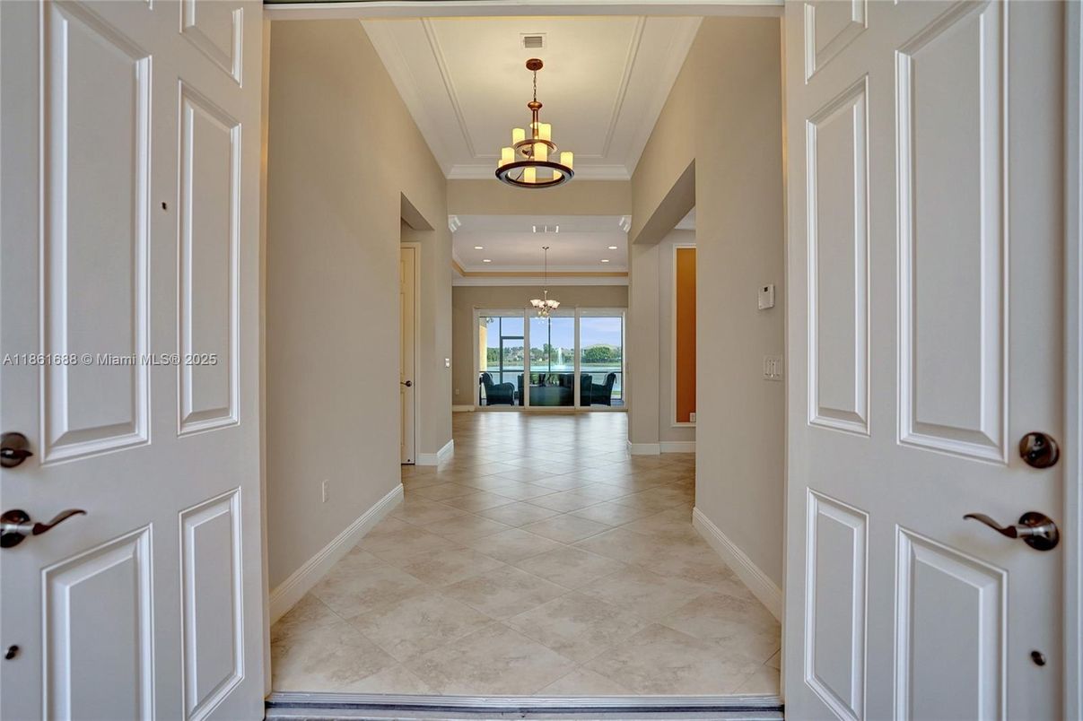 Chandelier, Interior, Recessed Lighting