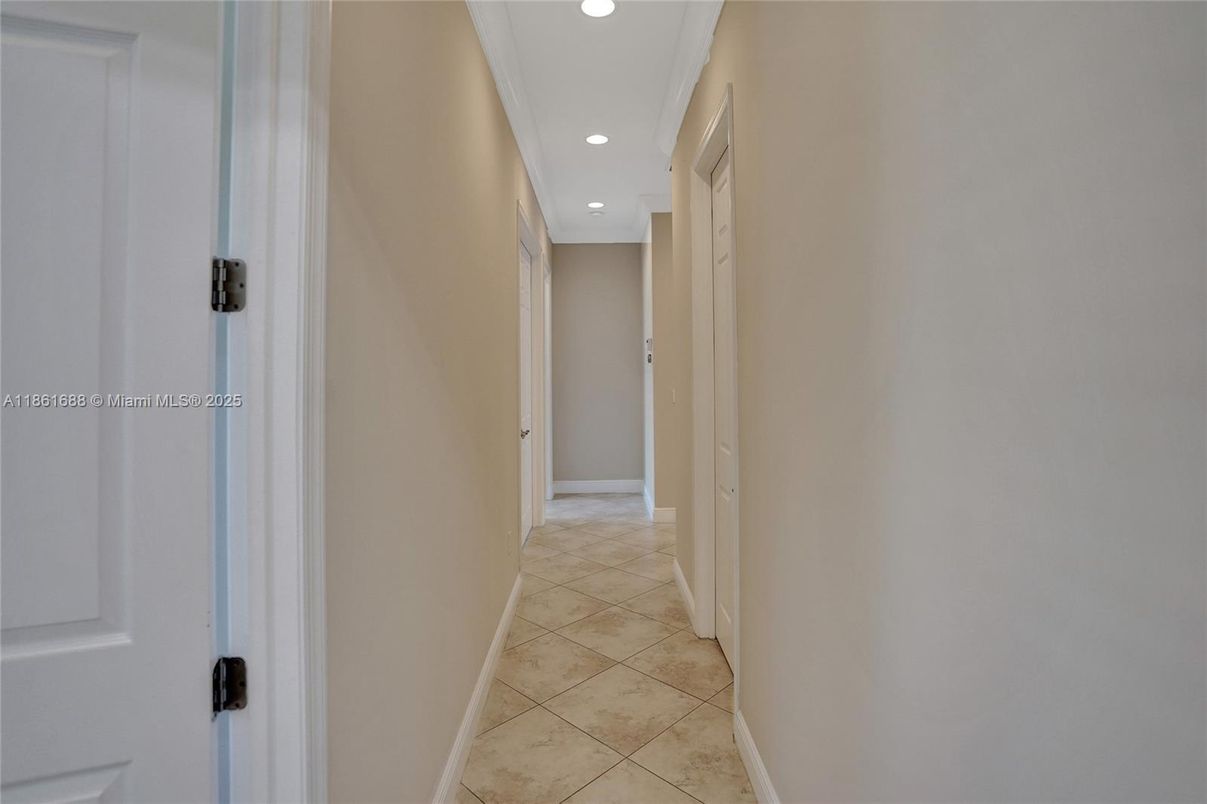 Interior, Recessed Lighting