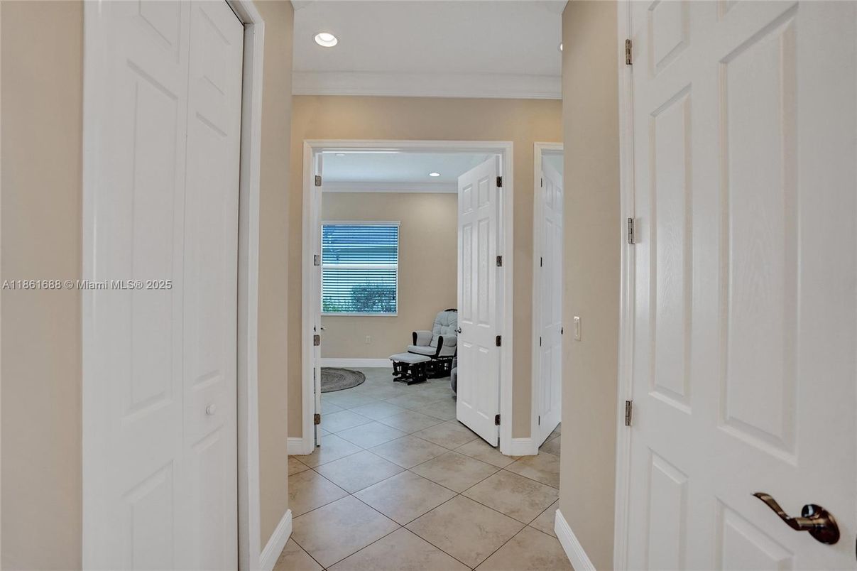 Interior, Recessed Lighting