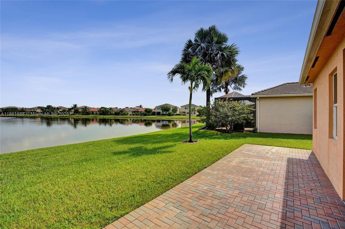 Backyard, Exterior, Water