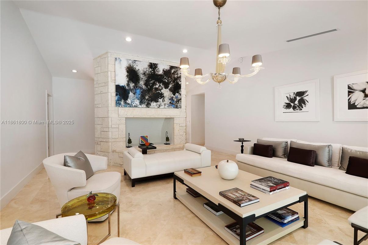 Fireplace, Interior, Living room, Recessed Lighting