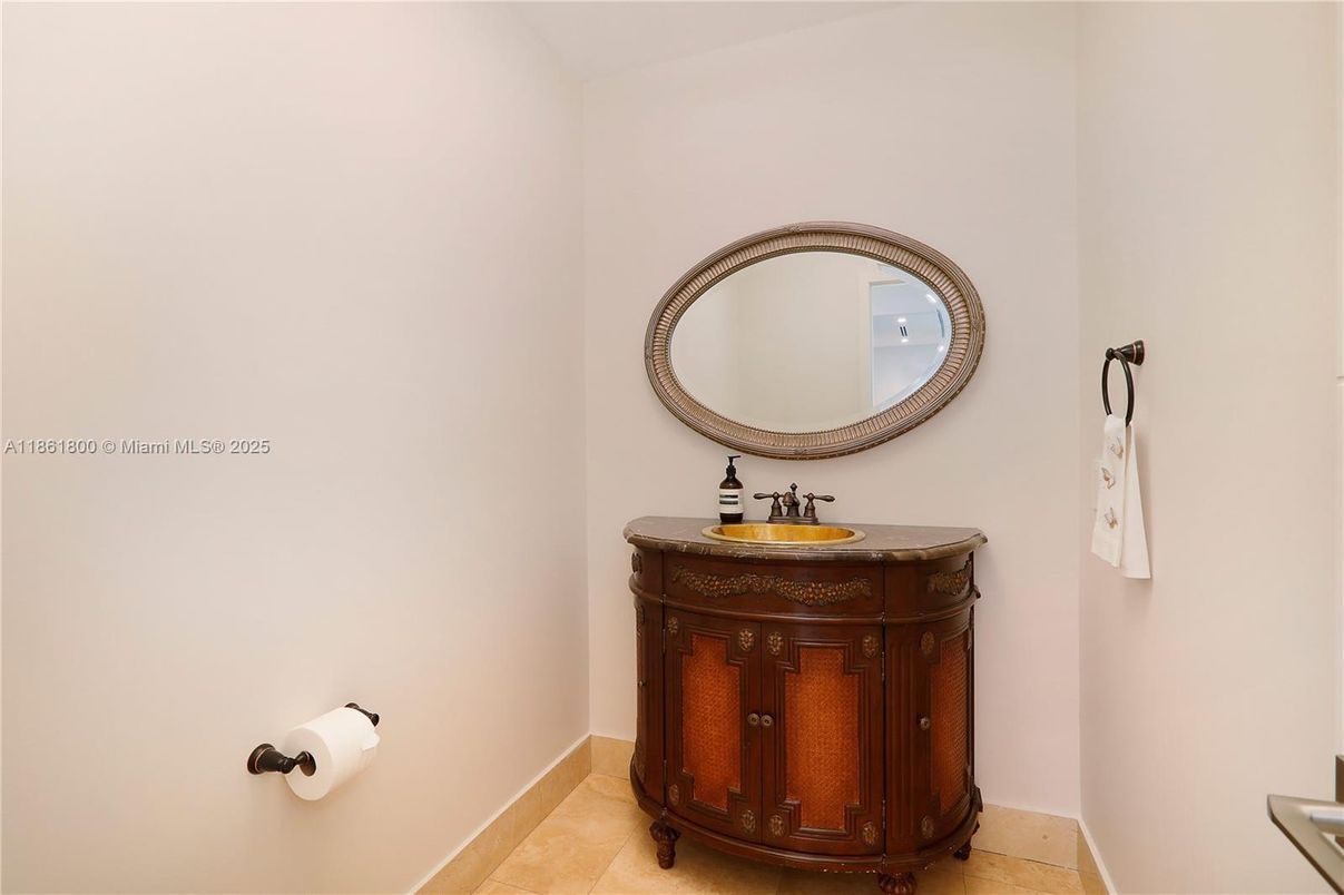 Bathroom, Interior