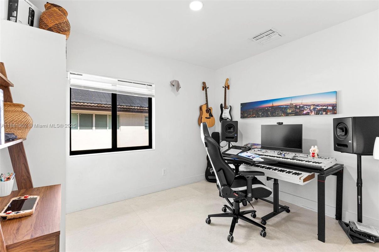 Home Office, Interior, Recessed Lighting