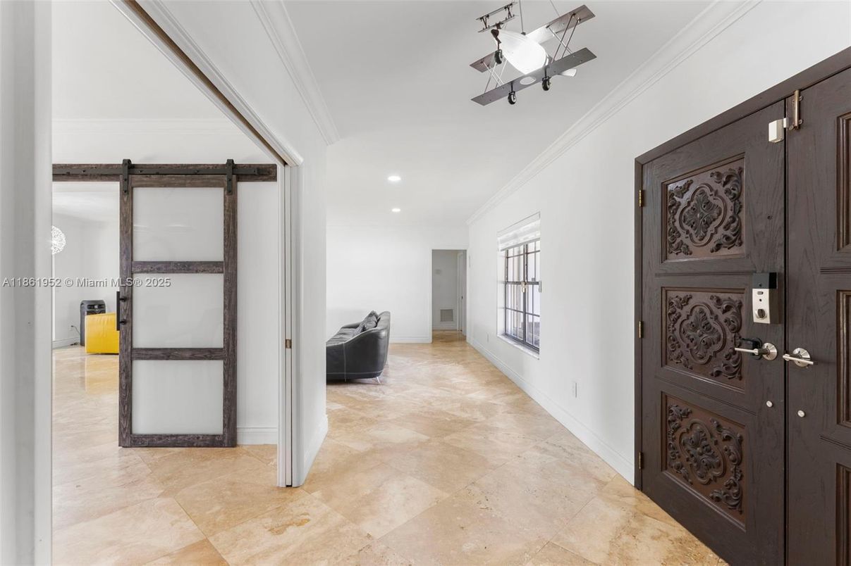 Interior, Recessed Lighting