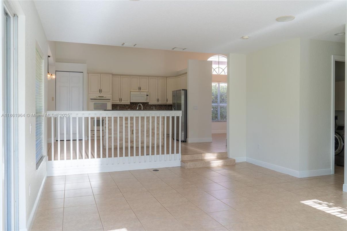 Interior, Kitchen, Utility Closets, Washer