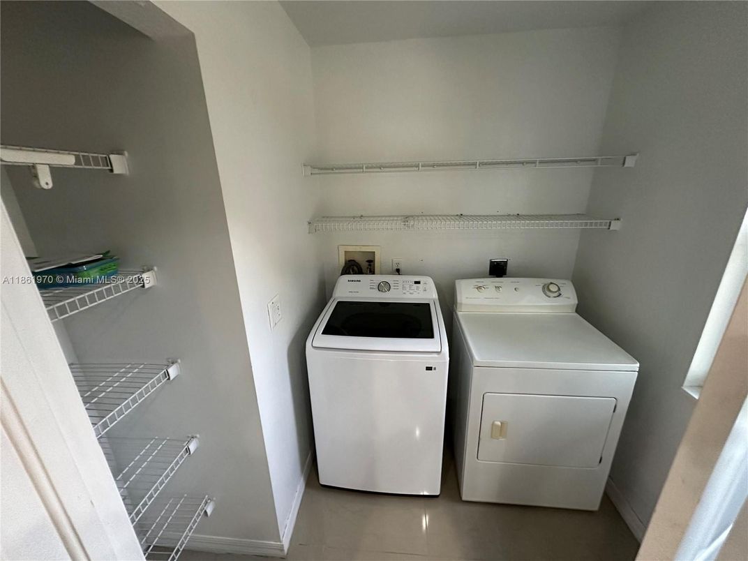 Interior, Utility Closets, Washer