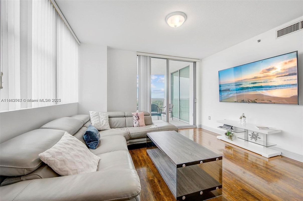 Interior, Living room, Water, Wood Texture Flooring