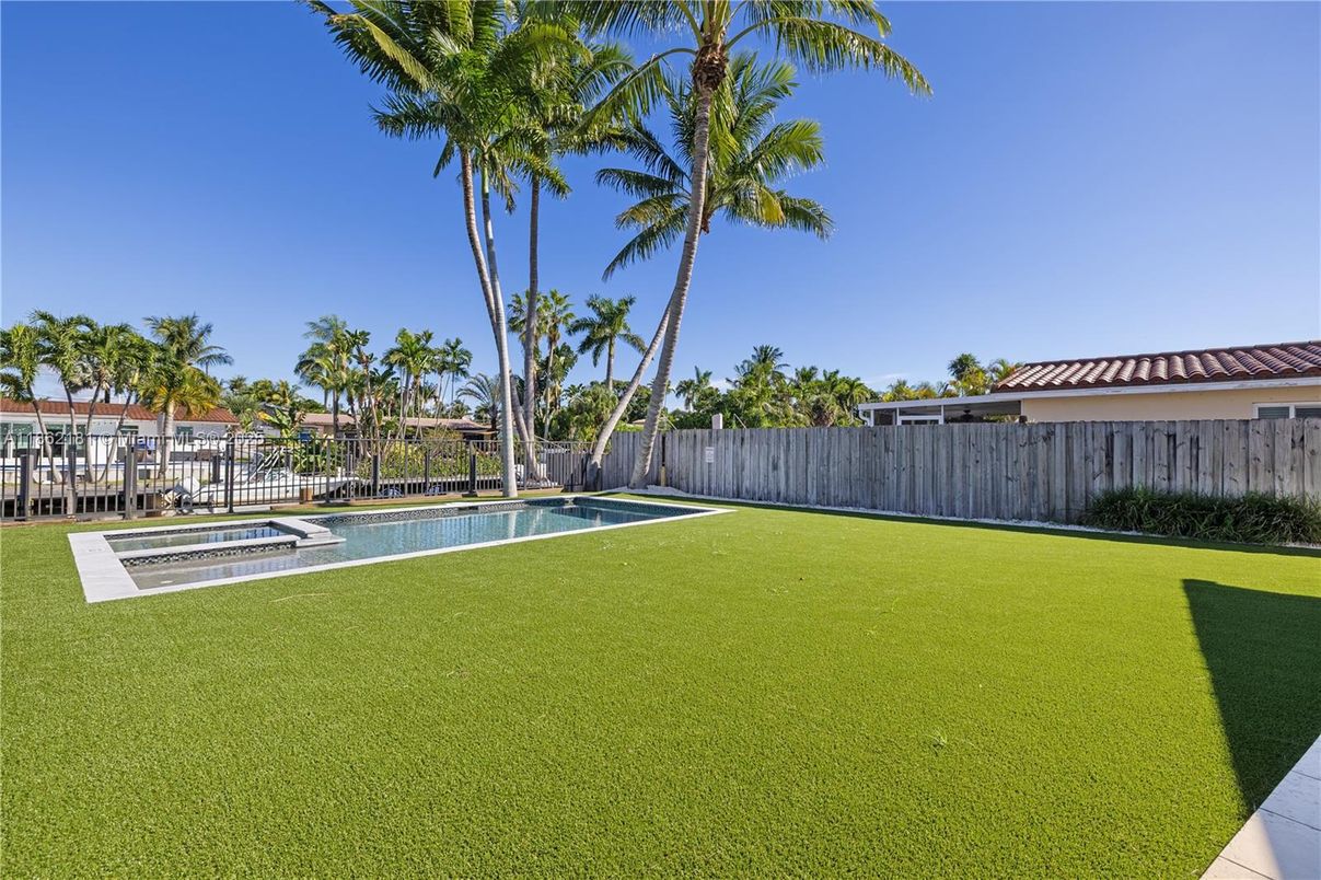 Backyard, Exterior, Pool