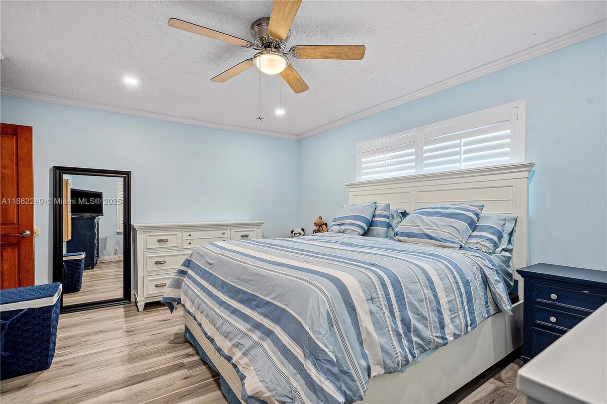 Bedroom, Interior, Recessed Lighting, Wood Texture Flooring