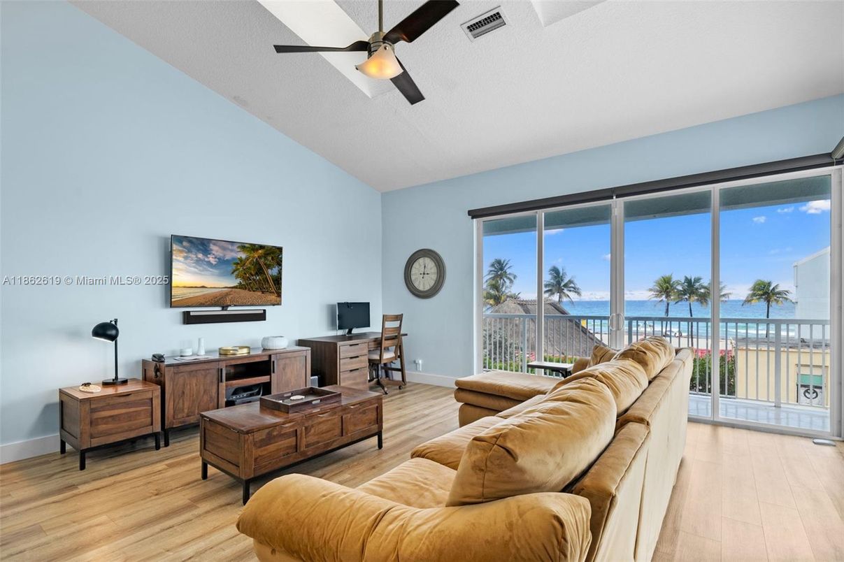 Home Office, Interior, Living room, Water, Wood Texture Flooring