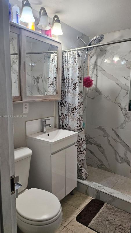 Bathroom, Interior, Marble Walls
