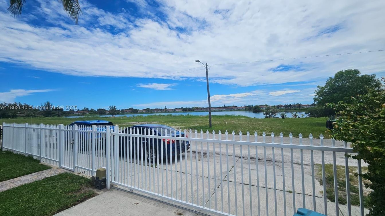 Backyard, Exterior, Water