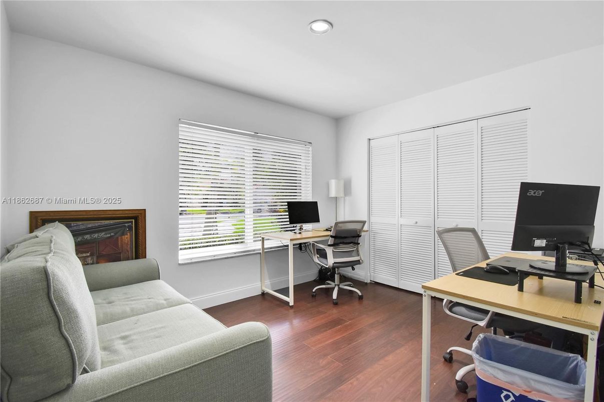 Home Office, Interior, Recessed Lighting, Wood Texture Flooring