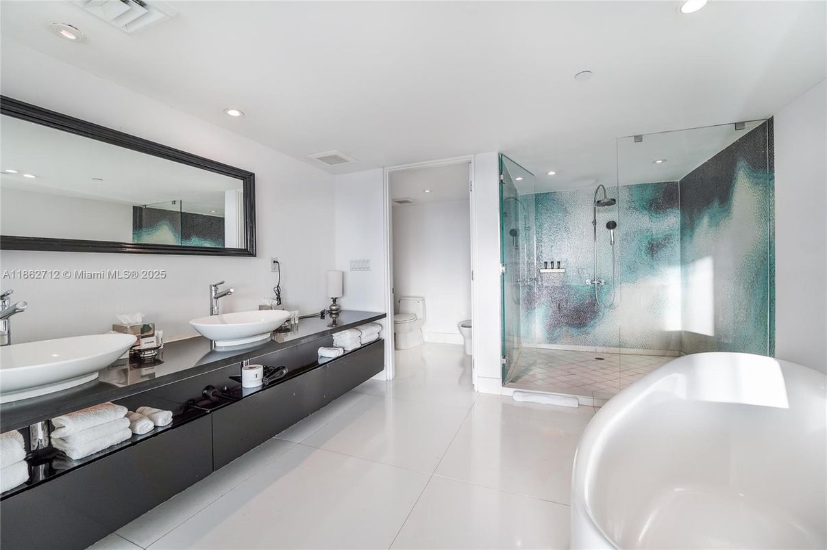 Bathroom, Dual Sink Vanities, Free Standing Baths, Glass Shower, Interior, Recessed Lighting