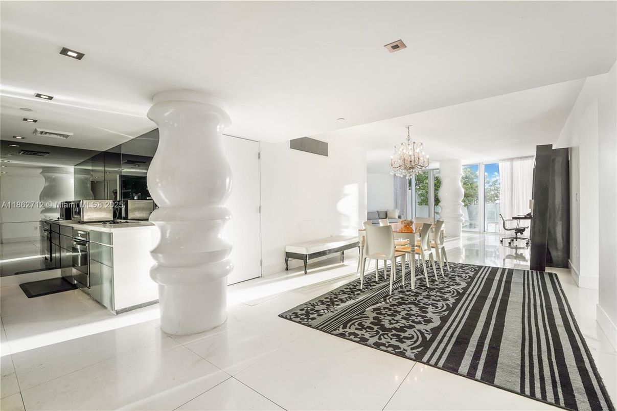 Chandelier, Dining room, Interior, Recessed Lighting