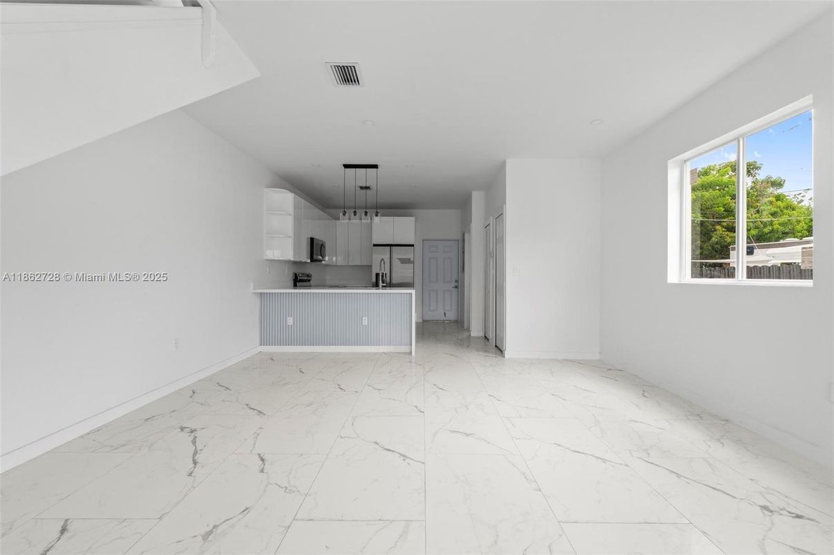Empty room, Interior, Kitchen, Marble, Pendant Lights