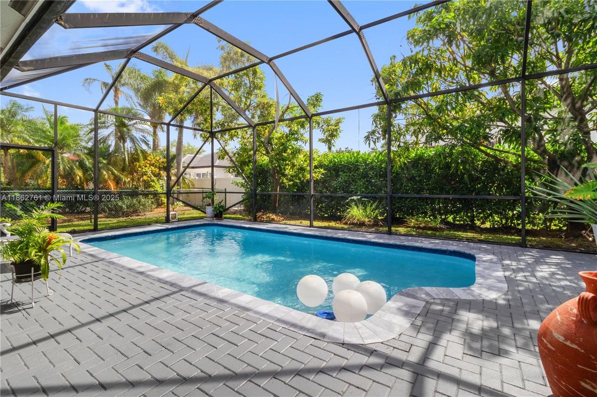 Glass Ceilings, Interior, Pool, Sun Room