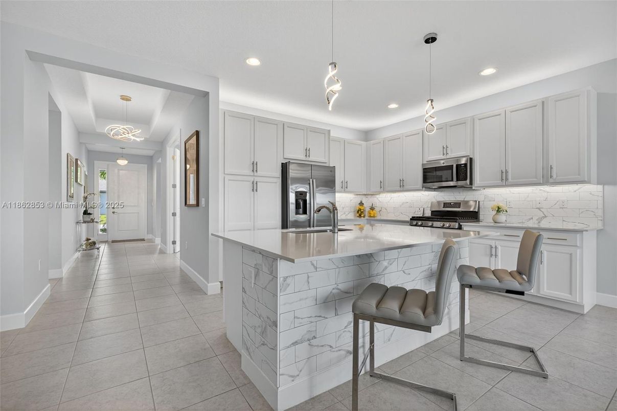 Interior, Kitchen, Pendant Lights, Recessed Lighting, Stainless Steel Appliances