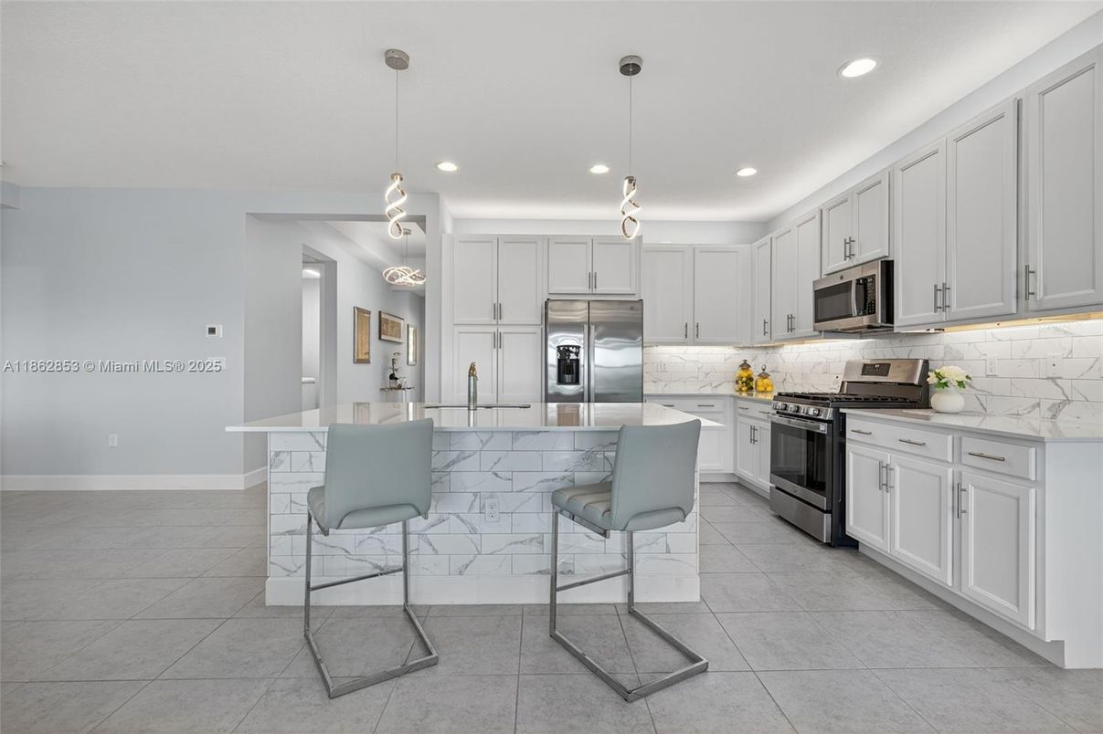 Interior, Kitchen, Pendant Lights, Recessed Lighting, Stainless Steel Appliances