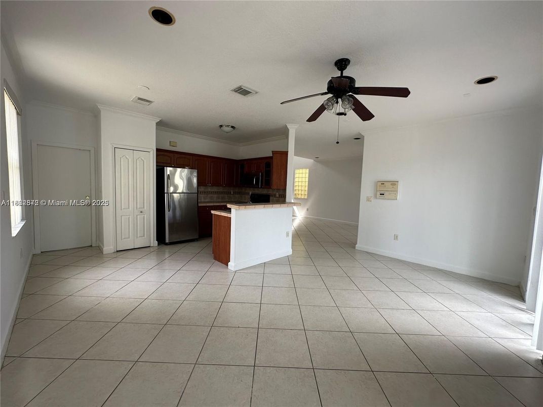 Empty room, Interior, Kitchen, Stainless Steel Appliances