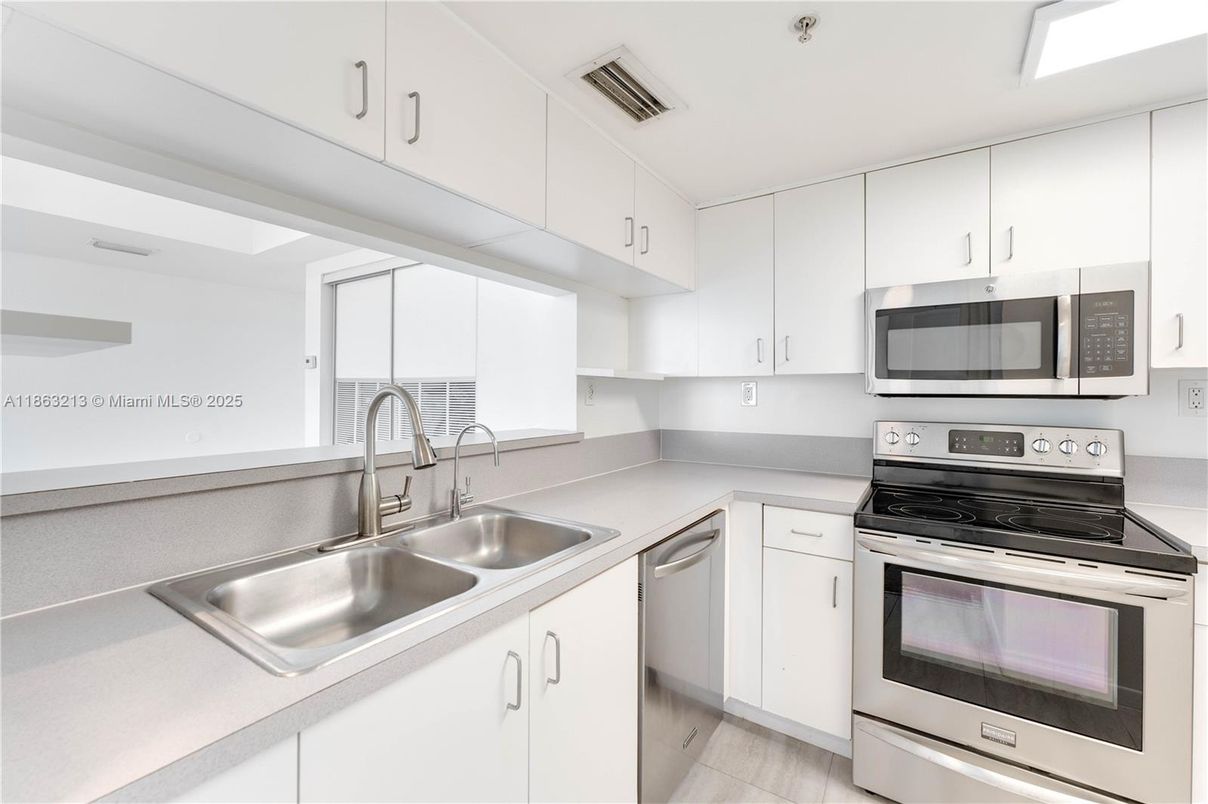 Interior, Kitchen, Stainless Steel Appliances
