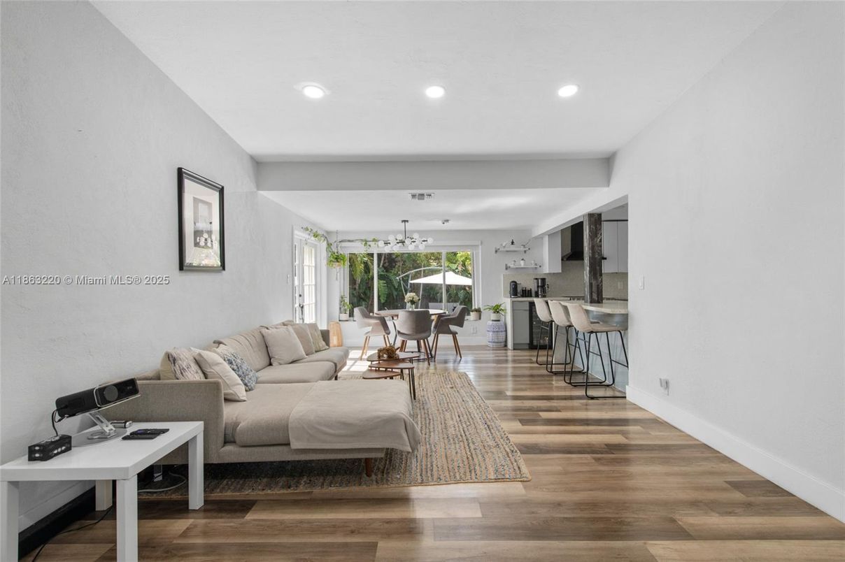 Dining room, Interior, Kitchen, Living room, Recessed Lighting, Wood Texture Flooring