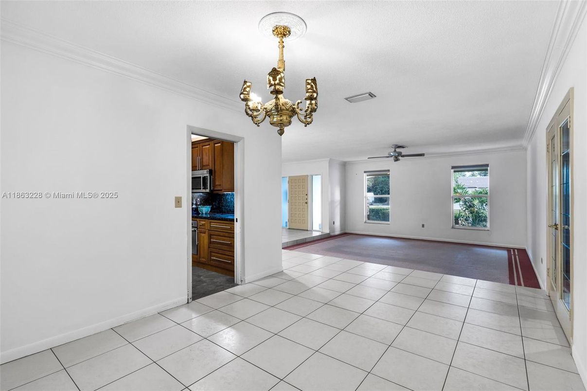 Chandelier, Empty room, Interior, Kitchen