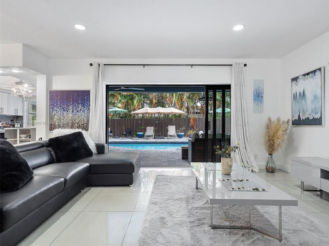 Interior, Kitchen, Living room, Marble, Recessed Lighting