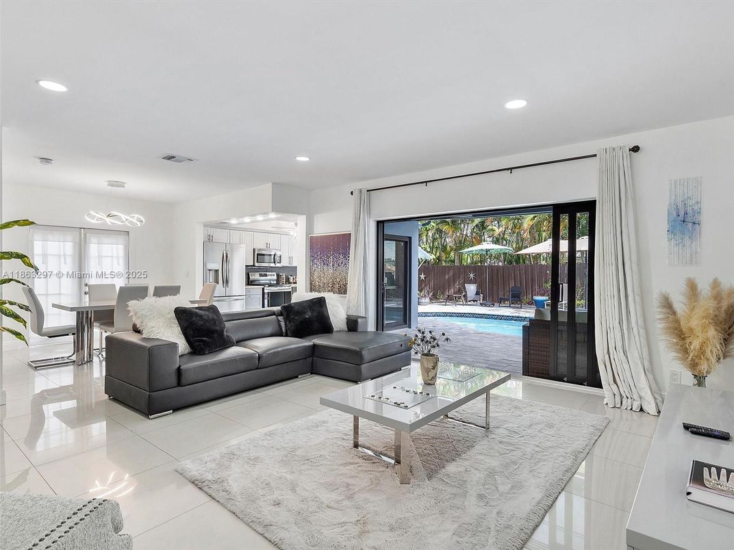 Dining room, Interior, Kitchen, Living room, Recessed Lighting, Stainless Steel Appliances