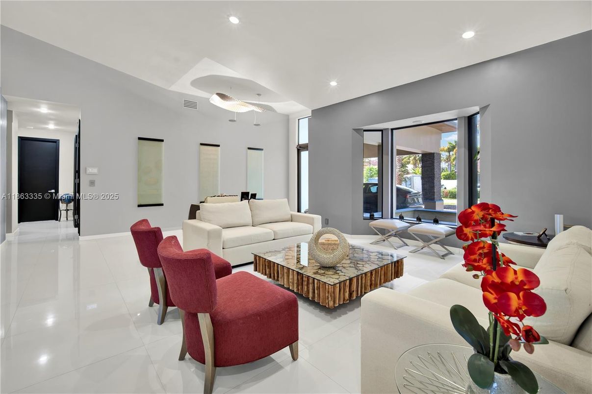 Interior, Living room, Recessed Lighting