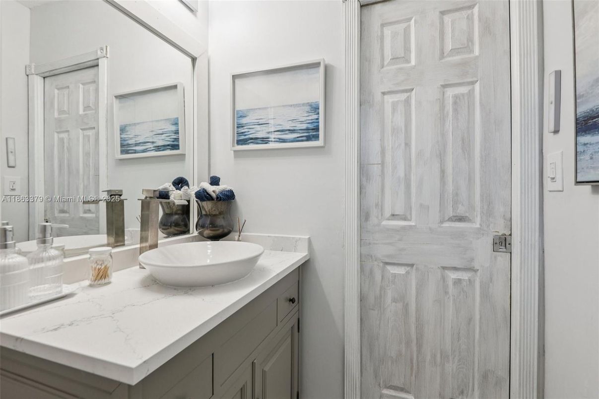 Bathroom, Interior