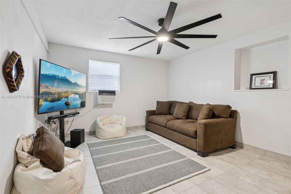 Interior, Living room